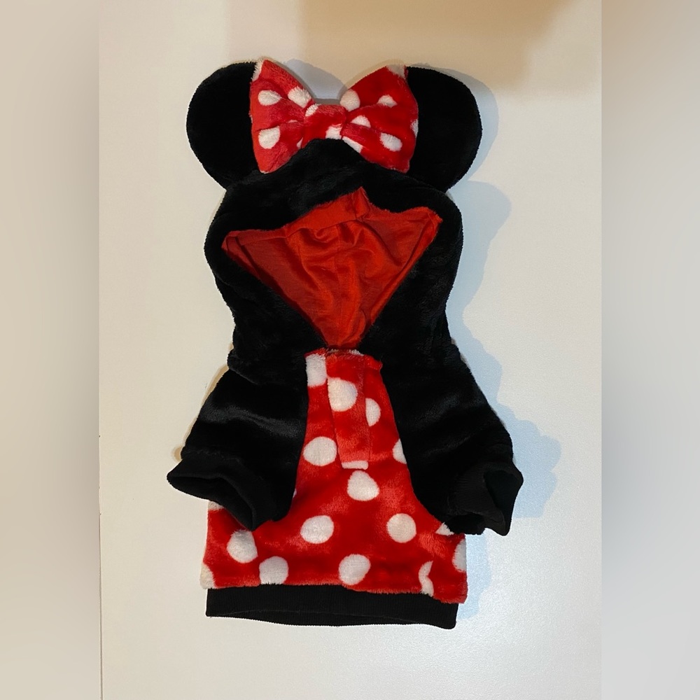 NWOT Disney Minnie Mouse Pet Sweater